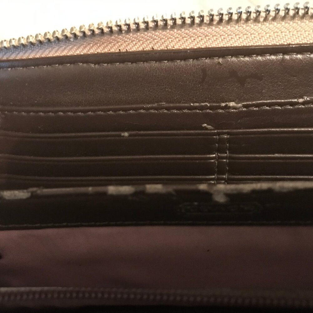 Ladies Coach Wallet Metallic Gold Color - Picture 5 of 5